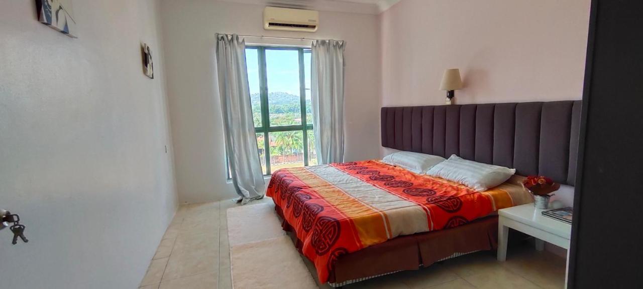 Gold Coast International Resort Kampong Bukit Beruang Kültér fotó